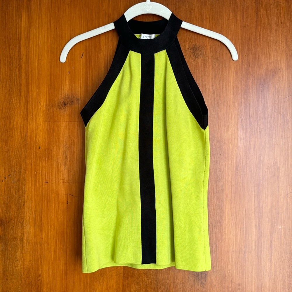 Cachè green fitted knit sleeveless sweater top - S